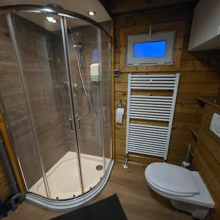 Leuke Gezellige Blokhut Vijfhuizen